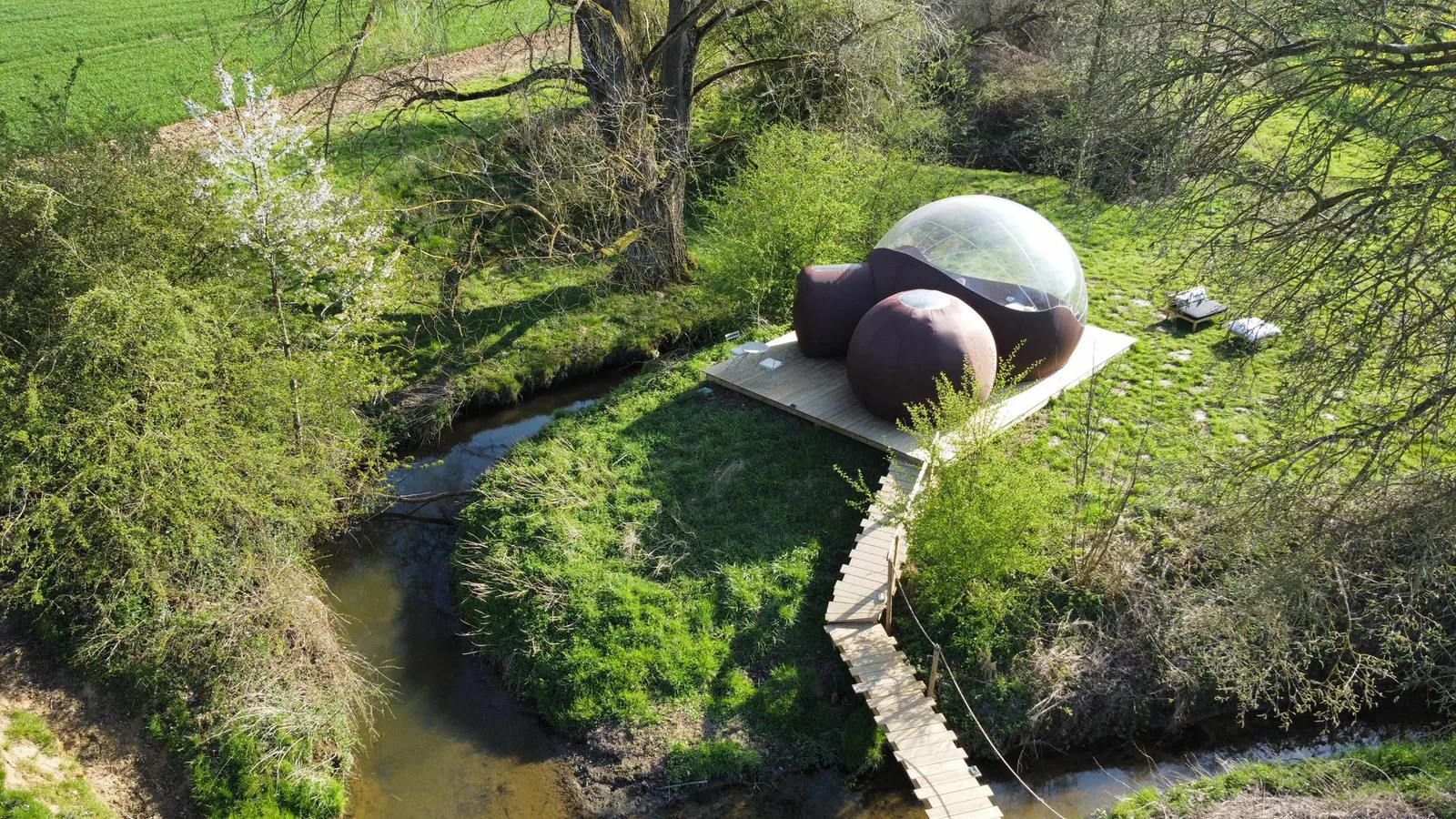 La Bulle Du Ruisseau